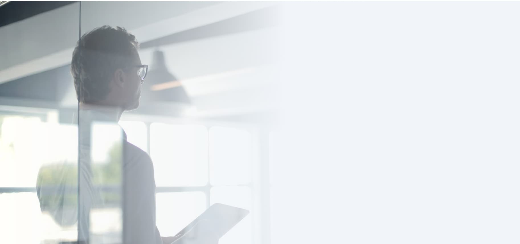 Profissional em ambiente de trabalho